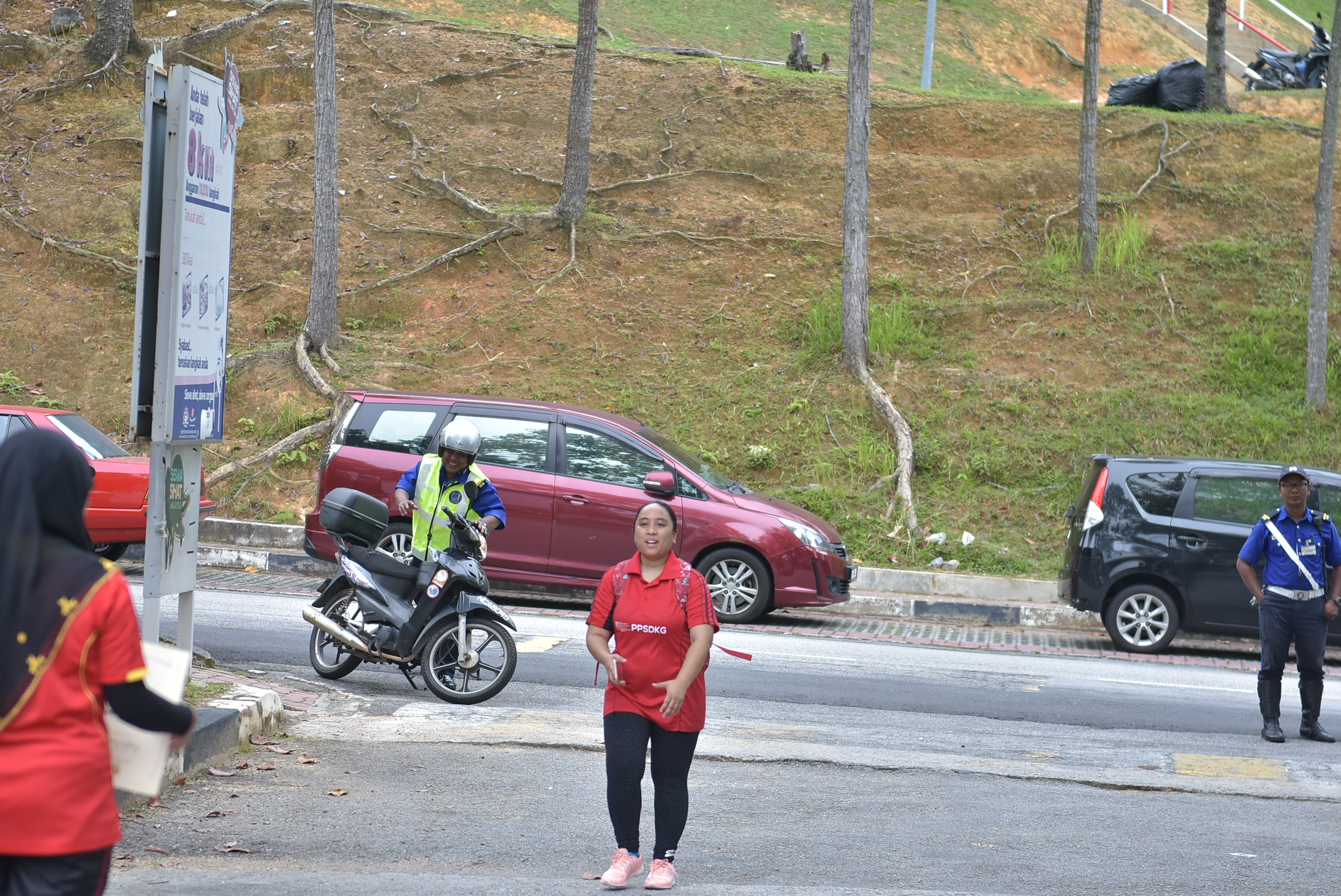 UKM 9537